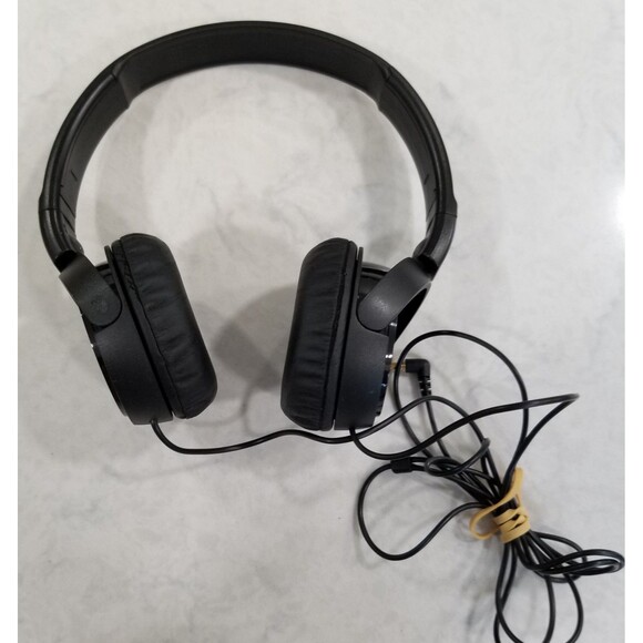 Sony MDR-ZX110NC Noise Canceling Headphones - Picture 4 of 7